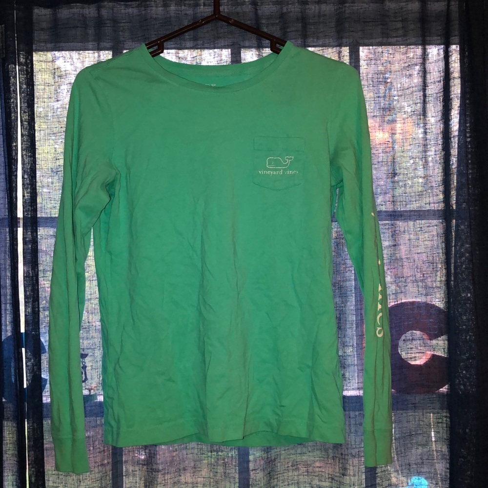 long slever vinyard vines vines shirt